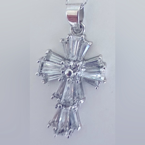 Silver Colored Rhinestone Cross 20” Chain - Picture 2 of 7